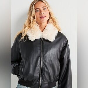 NWOT Levi's Harper Heritage Bomber Jacket with Shearling Collar
